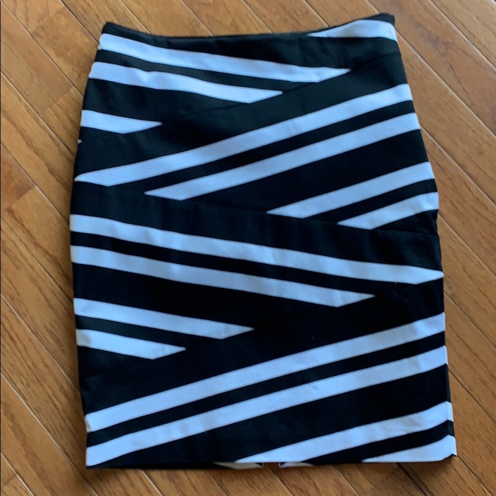 White House black market skirt
